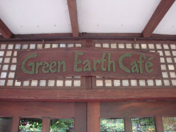 Green Earth Cafe'