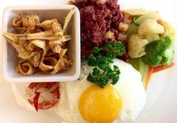 All-Day Breakfast – The Carmen Hotel