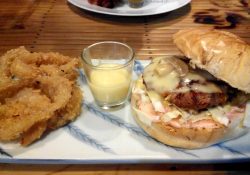 Cheezy Mushroom Burger - Insolidum Grill