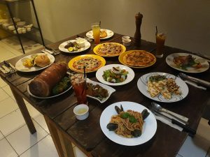 East End Taverna Italian Food