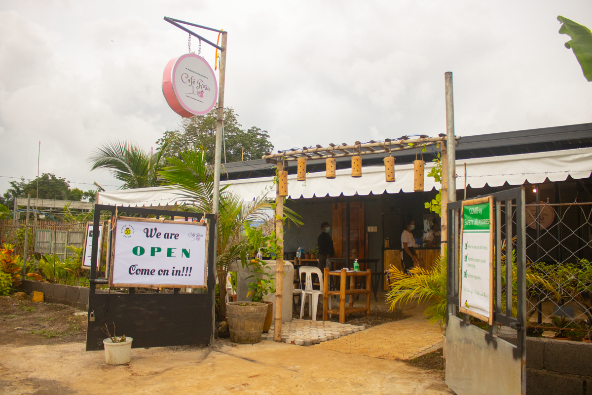 Cafe RoSa & Happy Beetle Farms: The Newest Agritourism Farm in Bicol